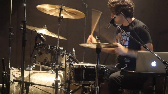 Nathan Camarena (CHON) - sound check смотреть онлайн