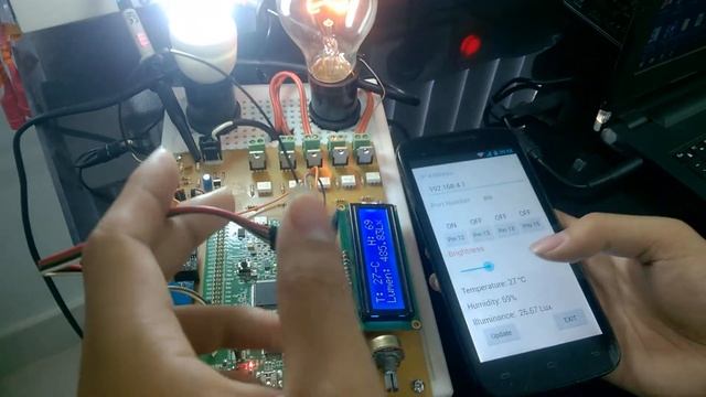 Demo esp8266 send/recieve data via the internet with android phone смотреть онлайн