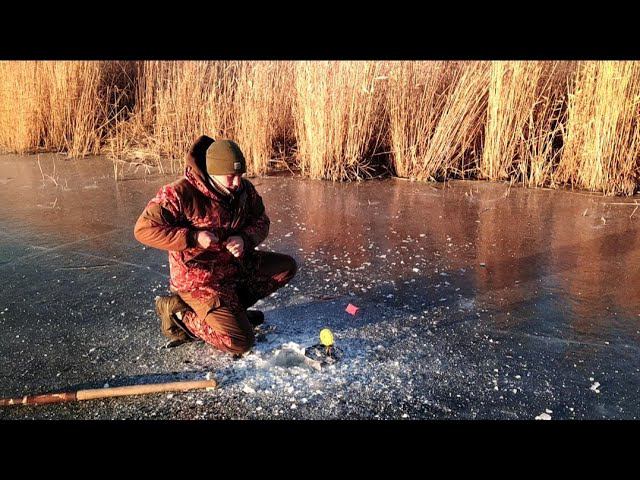 Рыбалка на жерлицы в мороз. Ночные жерлицы на щуку. смотреть онлайн