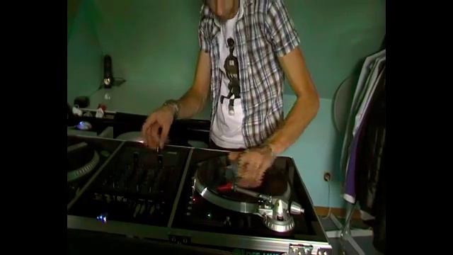 Scratch DJ Hood BoyZ смотреть онлайн