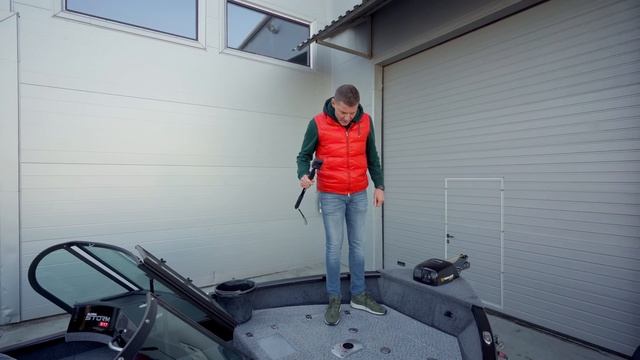 Проверка герметичности рундуков лодки на непопадание ?воды, залили 4 ведра воды в Aluma Storm❗ смотреть онлайн