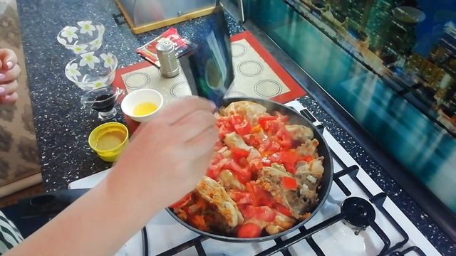 Курица в собственном соку с овощами!!! Без капельки масла!!! смотреть онлайн