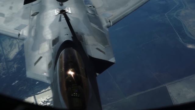 New F-22 Raptor After Upgrade Shocked The World смотреть онлайн