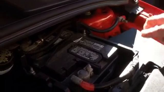 Where is the battery on a 2012-2017 Ford Focus, and how to jump start it. смотреть онлайн
