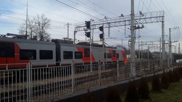 Электропоезд ЭС1-001 "Ласточка" смотреть онлайн