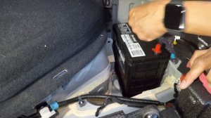 2013 Lexus CT 200h battery replacement (DIY39)