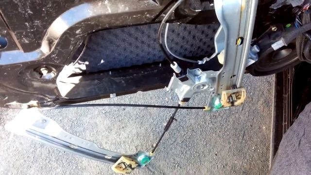 Стеклоподъемник Geely Emgrand EC7 смотреть онлайн