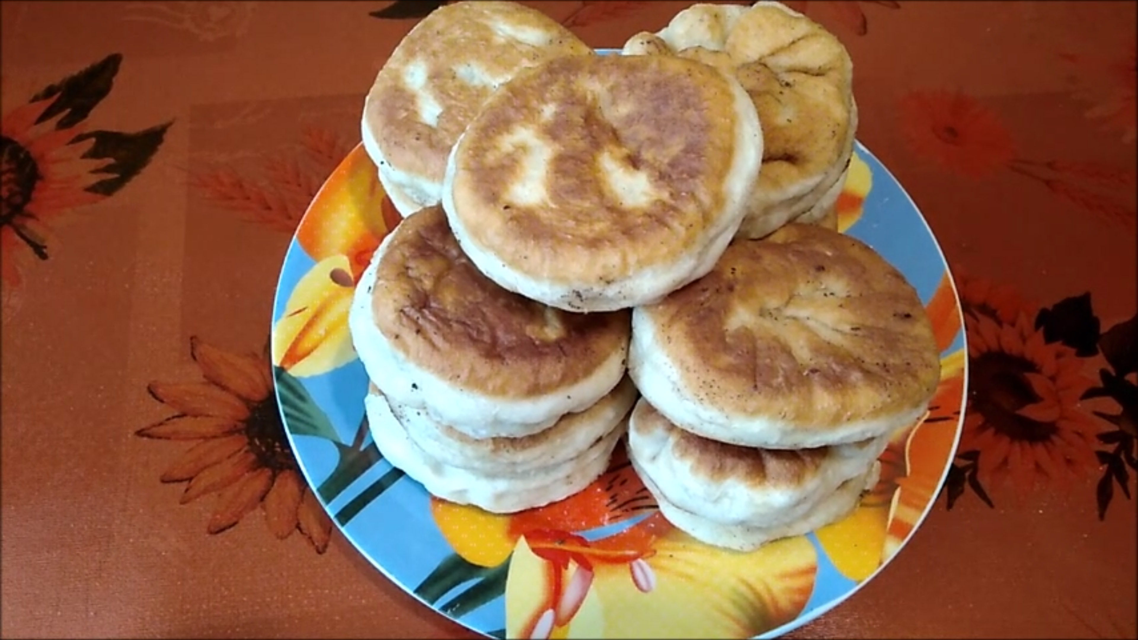 Беляши с куриным фаршем.mp4 смотреть онлайн