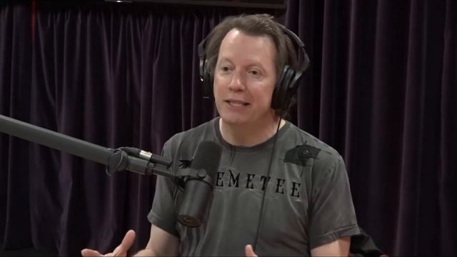Sean Carroll Blows Joe Rogan's Mind With Laplace's Demon смотреть онлайн