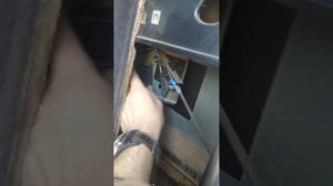 как снять лючек (люк) бензобака форд Мондео 1 , 2