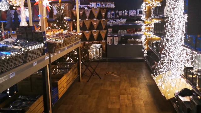 Радуемся снегу /Прогулка в магазине / Готовимся к Рождеству смотреть онлайн