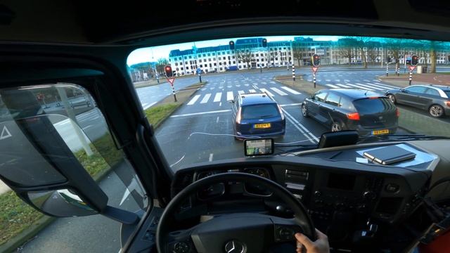 4K Mercedes Actros - POV Truck Driving - Den Haag ?? Cockpit View