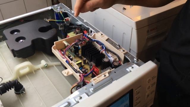 Samsung Eco Bubble wasmachine motorstoring 3E / doet niets. смотреть онлайн