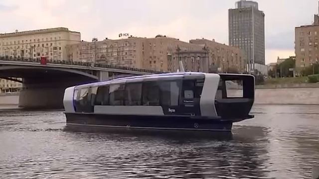 [ Альбом ]
Путин и Собянин на Северном речном вокзале приняли участие в запуске первых электрических смотреть онлайн