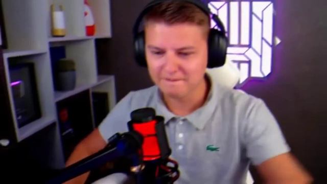 мемы с ХОЛДИКОМ танцует под разные песни смотреть онлайн