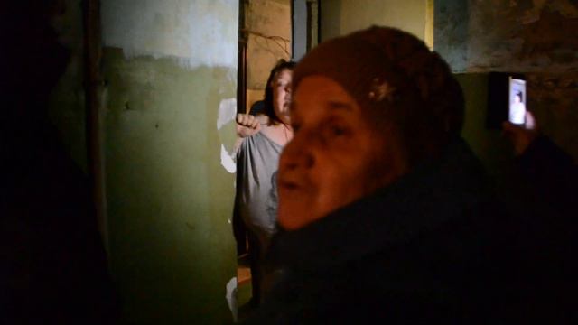 Соседи не пускают в туалет пенсионерку в Бердске смотреть онлайн