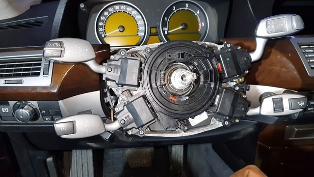 BMW E65 замена датчика угла поворота смотреть онлайн