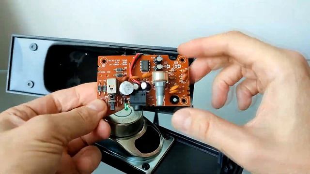 Как убрать треск хрип шум в настольных компьютерных колонках смотреть онлайн