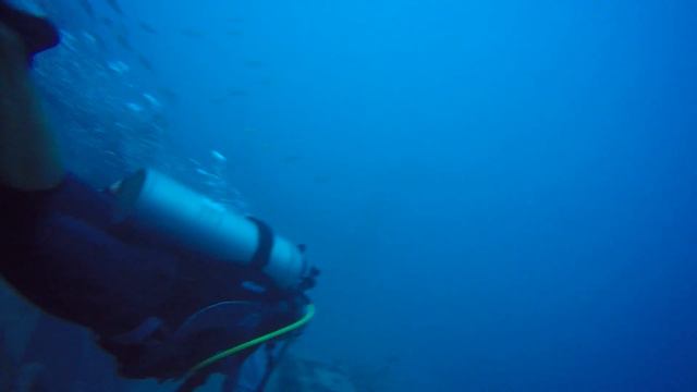 USNS General Hoyt S. Vandenberg (T-AGM-10), Dive 1 смотреть онлайн