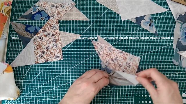 Лоскутное шитье Разрезалки из 4-х квадратов Пэчворк идеи для сумки смотреть онлайн