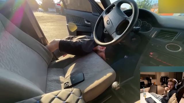 КОРЕШ СМОТРИТ: Топ Моменты с Twitch | купил Приору смотреть онлайн