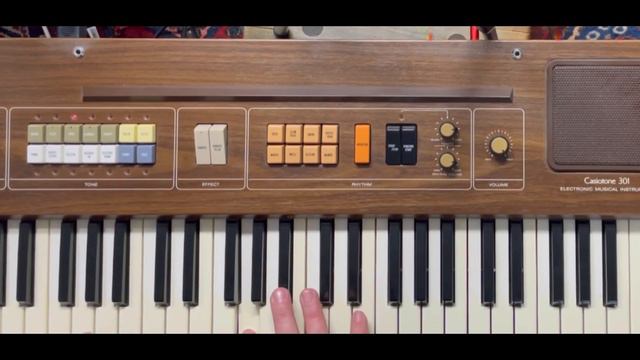 Casio CasioTone 301 - wood grain isn’t always vintage bliss: Synths you didn’t know you didn’t want смотреть онлайн