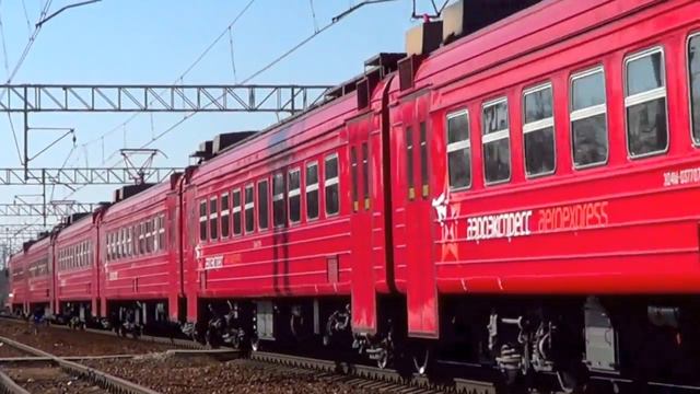 Электропоезд ЭД4М-0377 "Аэроэкспресс" (2) смотреть онлайн