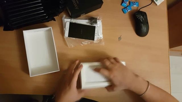 XIAOMI MI5 с ALIEXPRESS распаковка, первое включение смотреть онлайн