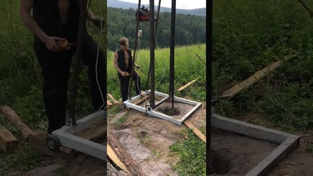 Самодельная буровая установка на базе мотобура. Буронабивные сваи своими руками смотреть онлайн