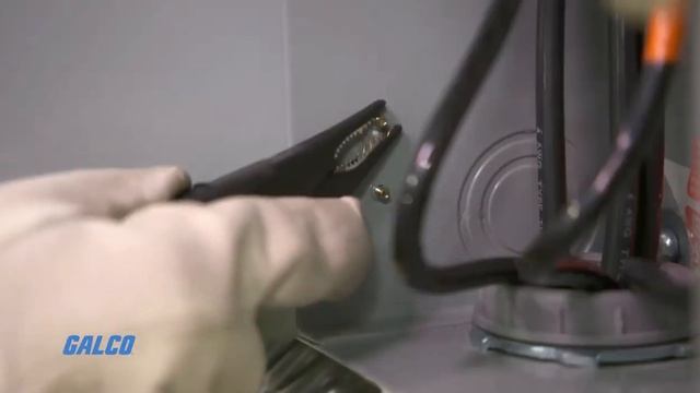 Fluke's 378 FC, Non-Contact Voltage True-RMS Clamp Meter смотреть онлайн