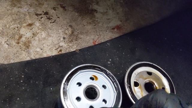 Vauxhall Astra F (MK3) oil and filter change смотреть онлайн