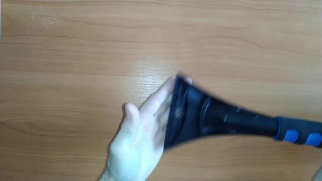 Автомобильный скребок и щетка для удаления снега и льда. смотреть онлайн