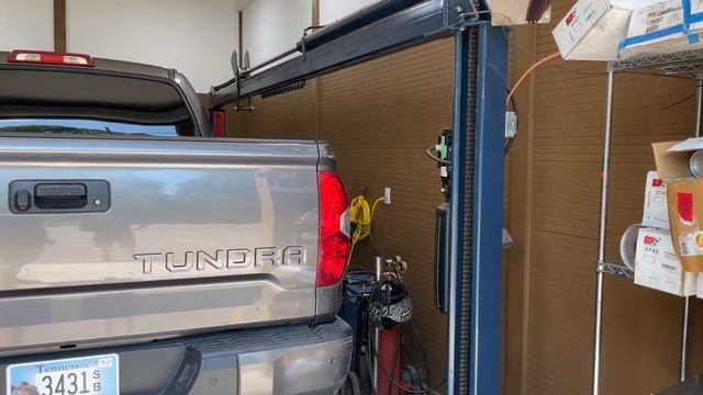 2014 Toyota Tundra 5.7L V8 w/ 24" MAGNAFLOW! смотреть онлайн