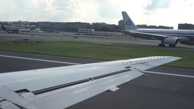 Take off from Ronald Reagan Washington National Airport смотреть онлайн