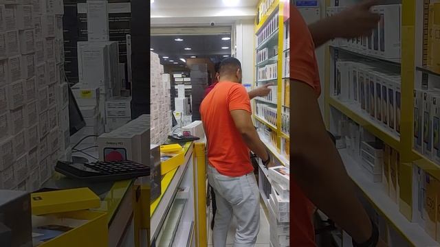 unboxing#xiaomi13#mobile Xiaomi 12#redmi #bahrain #samsung #oneplus #iphone смотреть онлайн