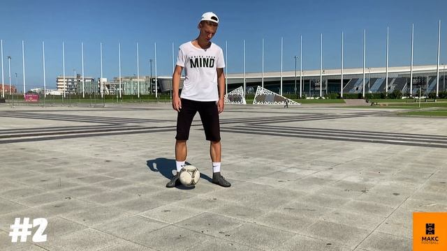 ТОП-3 Крутых Способа ПОДНЯТЬ МЯЧ С Земли! Сможет каждый! (Футбольный Фристайл 5 звёзд) смотреть онлайн