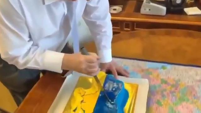 Жириновский новый ПРОГНОЗ! Раздел Украины на карте! смотреть онлайн