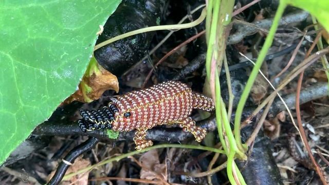 Фиалка и другие мастер-классы из бисера в VK: https://vk.com/bisernp смотреть онлайн