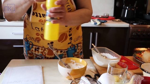 Выпекаем и украшаем пасхальные куличи с Евгенией Светиковой смотреть онлайн
