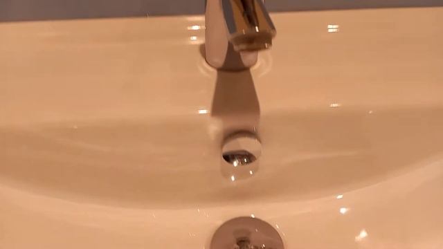 Распаковка — Умывальник Santek Тигода 70