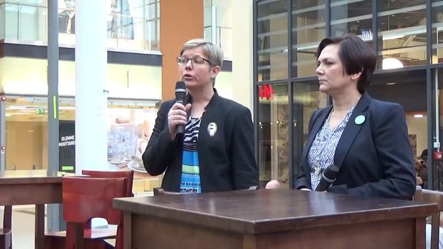 Krista Mikkonen ja Minna Pöntinen Stella Mikkeli смотреть онлайн