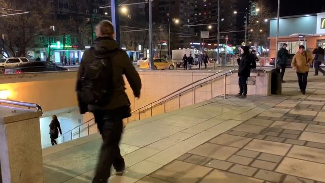 Вечерние кадры погоды в Москве у метро Электрозаводская 15.03.2019 (720p) смотреть онлайн