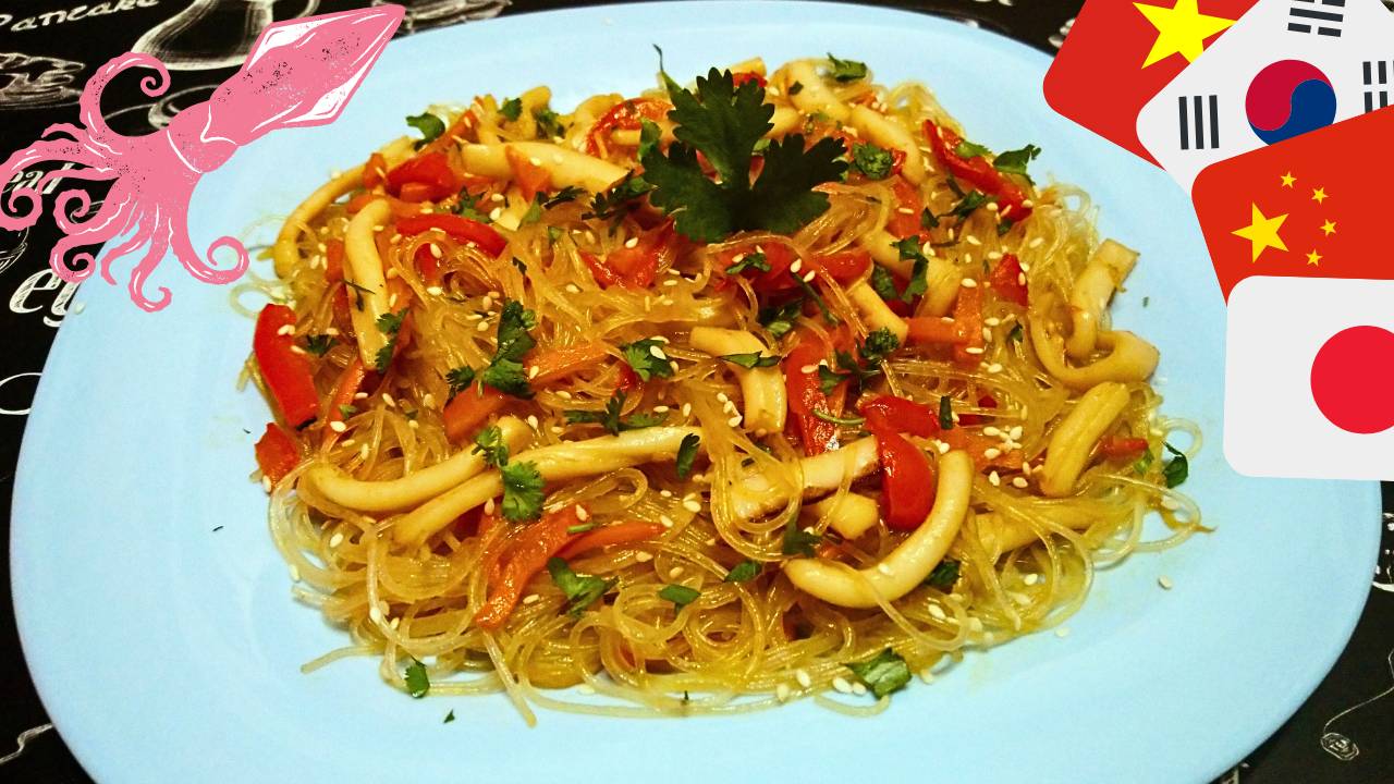 ЛАПША С КАЛЬМАРАМИ, ОВОЩАМИ И КУНЖУТНЫМ СОУСОМ / Вкусное, быстрое и сытное блюдо азиатской кухни смотреть онлайн