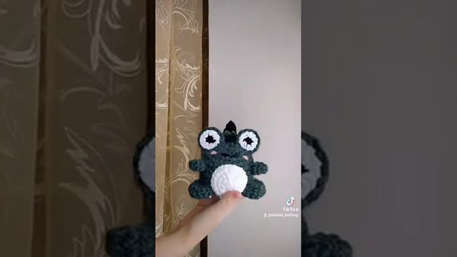 ведьма лягушка ? #пряжа #лягушка #knitting #frog #halloween #вязание #вязаниекрючком