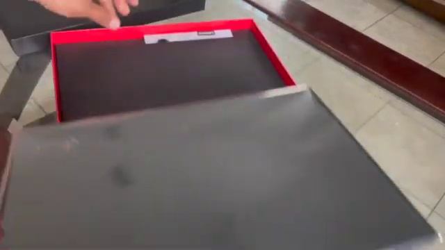 ThinkPad X1 Carbon Gen 8 Unboxing смотреть онлайн