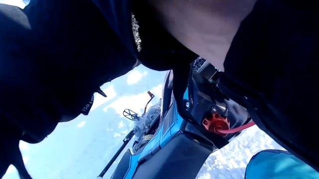 ШОК! ВРЕЗАЛИСЬ ДРУГ В ДРУГА! смотреть онлайн