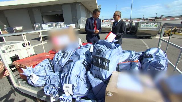 Mail delivery times to be reduced following deal struck with Royal Mail смотреть онлайн