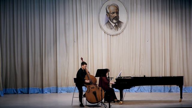 Г.Эккльс - Соната для контрабаса и фортепиано в 4 х частях смотреть онлайн