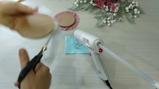 Новогодние украшения своими руками. Новогодний декор из ткани. Без навыков шитья. DIY смотреть онлайн