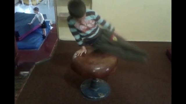 Спорт. Спортивная гимнастика. Дети. смотреть онлайн